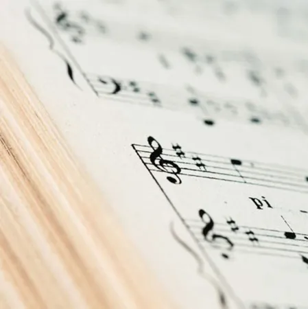 Ouça Músicas e a Palavra de Deus com esses Aplicativos